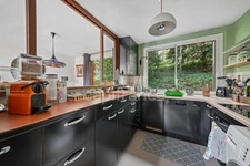 EXCLUSIVE – Family apartment with balcony and exceptional living space in Meudon Val Fleury Centre 