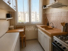 3-room apartment with a bright balcony