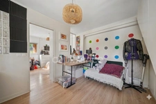 EXCLUSIVE – Family apartment with balcony and exceptional living space in Meudon Val Fleury Centre 