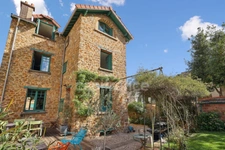 Beautiful character millstone - 192m² - Land 582 m² 