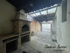  Village house for sale, requiring renovation - 7 rooms - 162 m2 - Terrace and Garage 