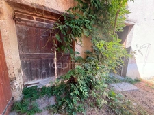 GRANGE A RENOVER AVEC GARAGE, TERRAIN DE 330 m² 