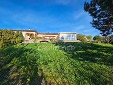 VILLA ANNEE CONSTRUCTION TRADITIONNELLE 151M2, 2004M2 de TERRAIN, 3 CHAMBRES, VUE DÉGAGÉE, PISCINE INTÉRIEURE CHAUFFEE DE 2021 , SOUS-SOL, 1H DE LYON