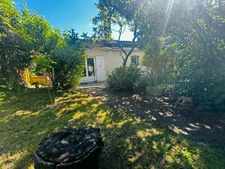 MAISON 100 M² AU CALME SANS VIS A VIS, 3 CHAMBRES, TERRAIN DE 859 m², TERRASSE DE 30m²,  GARAGE, DOUBLE VITRAGE, POMPE A CHALEUR, CLIMATISATION, ASSAINISSEMENT COLLECTIF 