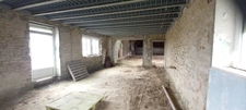 Stone house and its extension, 3 km from the sea