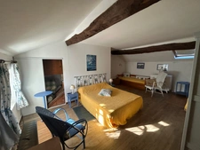 Maison de 75 m2 avec garage  et jardin. 