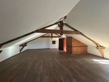 Maison à vendre 6 pièces - dépendances et jardin 