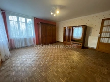 Maison 260 m2 avec garage dépendance et Jardin 