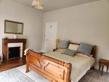 Trés belle maison  de 12 pièces sur 26925 m2 de terrain 