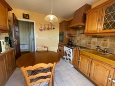 Maison sur sous-sol complet avec 3 chambres  sur jardin clos de 439 m2