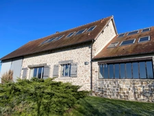 Propriété d'exception sur 1 hectare de terrain 
