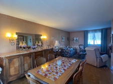 Maison sur sous-sol complet avec 3 chambres  sur jardin clos de 439 m2