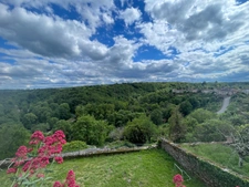 Maison avec jardinet/terrasse et vue 