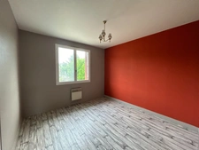 Maison à vendre sur sous-sol complet avec terrain de 954m2, 3 chambres à  CHATEAUPONSAC (87)