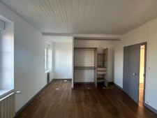 Maison à vendre 6 pièces - dépendances et jardin 