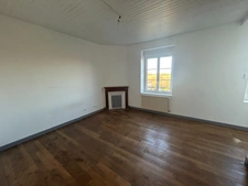 Maison à vendre 6 pièces - dépendances et jardin 
