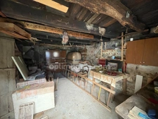 Maison en pierre- grange -terrain 4274 m2  SAINT PRIEST LA FEUILLE (23)