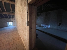 Maison, étang, dépendances, jardin  sur 8853 m2 de parcelle