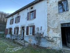  2 maisons avec grange attenante et parcelle de bois  à vendre 6 pièces THOURON (87)