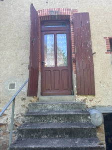 Maison à vendre 4 pièces LUSSAC LES EGLISES (87) sur grand jardin clos de 1954m2 proche ruisseau.