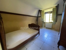 Maison à vendre 5 chambres dans parc avec tennis et piscine 