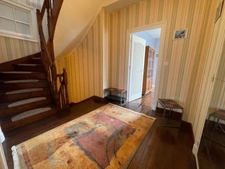 Belle maison individuelle de village de 115 m2 avec jardin et double garage.