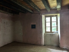 Corps de ferme à rénover avec terrain de 1203 m2