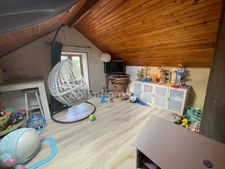 Belle maison en pierre de 4 chambres avec jardin de 515 m2 plat et clôturé.
