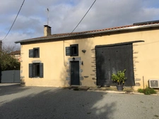  Charmante maison de 126 m2 de  4 chambres avec grange et jardin attenants