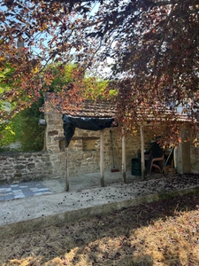 Maison bourgeoise de 8 pièces avec jardin, garage et dépendances