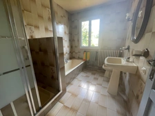 Maison 130m2 avec dépendance, plan d'eau et un hectare de terrain plat 
