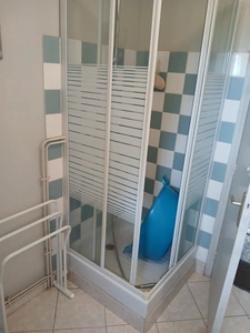 Maison de 75 m2 avec garage  et jardin. 