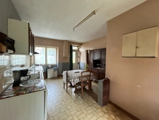 Maison à vendre 4 pièces LUSSAC LES EGLISES (87) sur grand jardin clos de 1954m2 proche ruisseau.