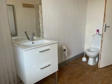MAISON 210 M2 AVEC POSSIBILITÉ LOCAL COMMERCIAL