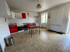 Maison 3 chambres, Grange, puits et terrain de 7430 m2 