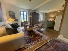 maison  de charme- granges attenantes et 3000 m2 de terrain