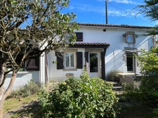 Belle maison en pierre de 125 m2 habitable avec 3 chambres et 4006m2 de terrain attenant 