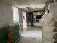 MAISON 210 M2 AVEC POSSIBILITÉ LOCAL COMMERCIAL