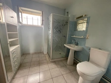 Maison, étang, dépendances, jardin  sur 8853 m2 de parcelle