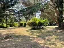 Belle propriété sur un parc d'un hectare. 