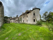 Belle propriété sur un parc d'un hectare. 