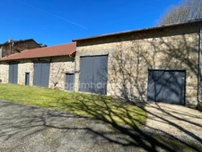 maison  de charme- granges attenantes et 3000 m2 de terrain