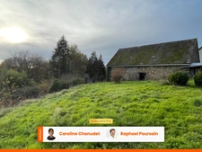 Maison en pierre- grange -terrain 4274 m2  SAINT PRIEST LA FEUILLE (23)