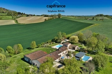 Propriete à vendre 11 pièces MONSEGUR (47) Propriété avec maison et maison d'amis de 260m2 habitables sur 12 757m² de terrain - 2 piscines