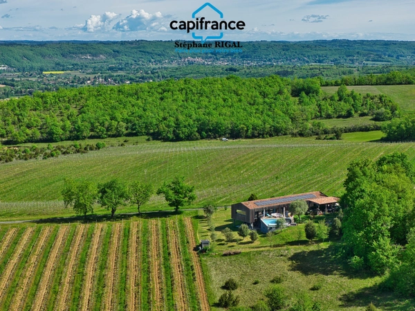 Dpt Lot (46), à vendre MAUROUX maison P8 de 210 m² - Terrain de 2 400 m² - Plain pied