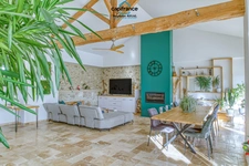 Propriete à vendre 7 pièces VILLENEUVE SUR LOT (47) de 229m2 habitables sur un terrain clos de 5965m2