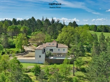 Propriete à vendre 5 pièces MAUROUX (46) maison de 155m2 habitables avec piscine sur terrain de 5499m2