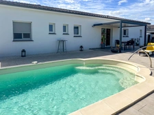 House for sale, 5 rooms, 123 m2 of living space on 800 m2 of land with swimming pool 