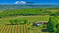 Dpt Lot (46), à vendre MAUROUX maison P8 de 210 m² - Terrain de 2 400 m² - Plain pied