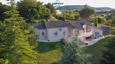 Property for sale, 6 rooms, PENNE D'AGENAIS (47). House of 175m2 of living space + basement on 5245m2 of land.